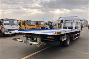 金海湖汽车救援补胎